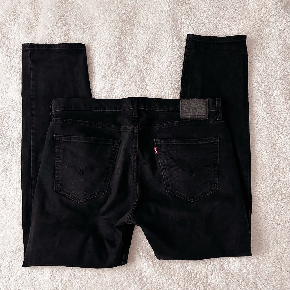 Men's Black 502 Levi's Straight Leg Jeans